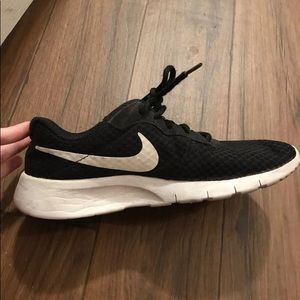 nike sneakers for gym